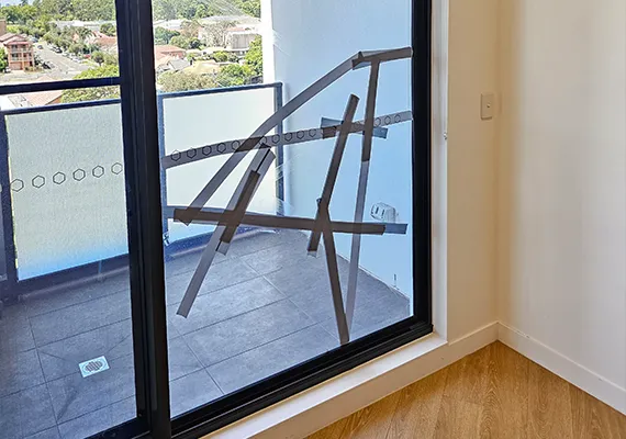 ALumiGlaze Screens