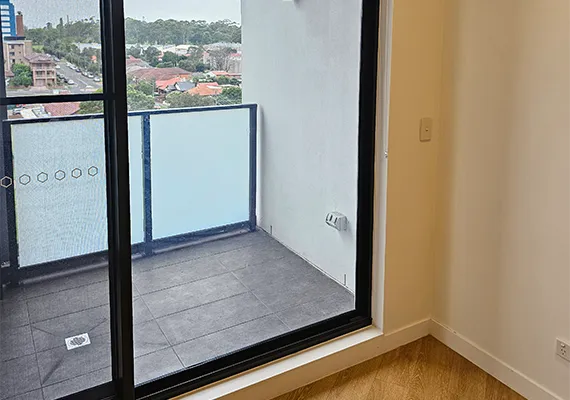 ALumiGlaze Screens